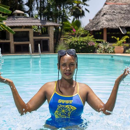 Amani Paradise - Luxury Villas Diani Beach Eksteriør bilde