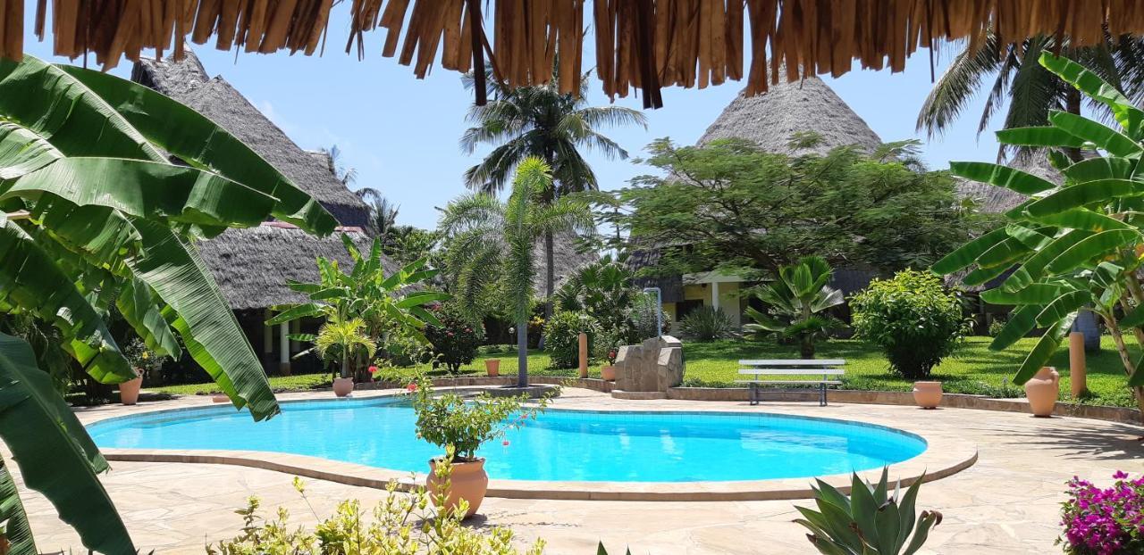 Amani Paradise - Luxury Villas Diani Beach Eksteriør bilde