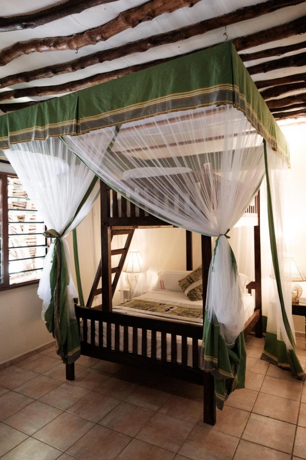 Amani Paradise - Luxury Villas Diani Beach Eksteriør bilde
