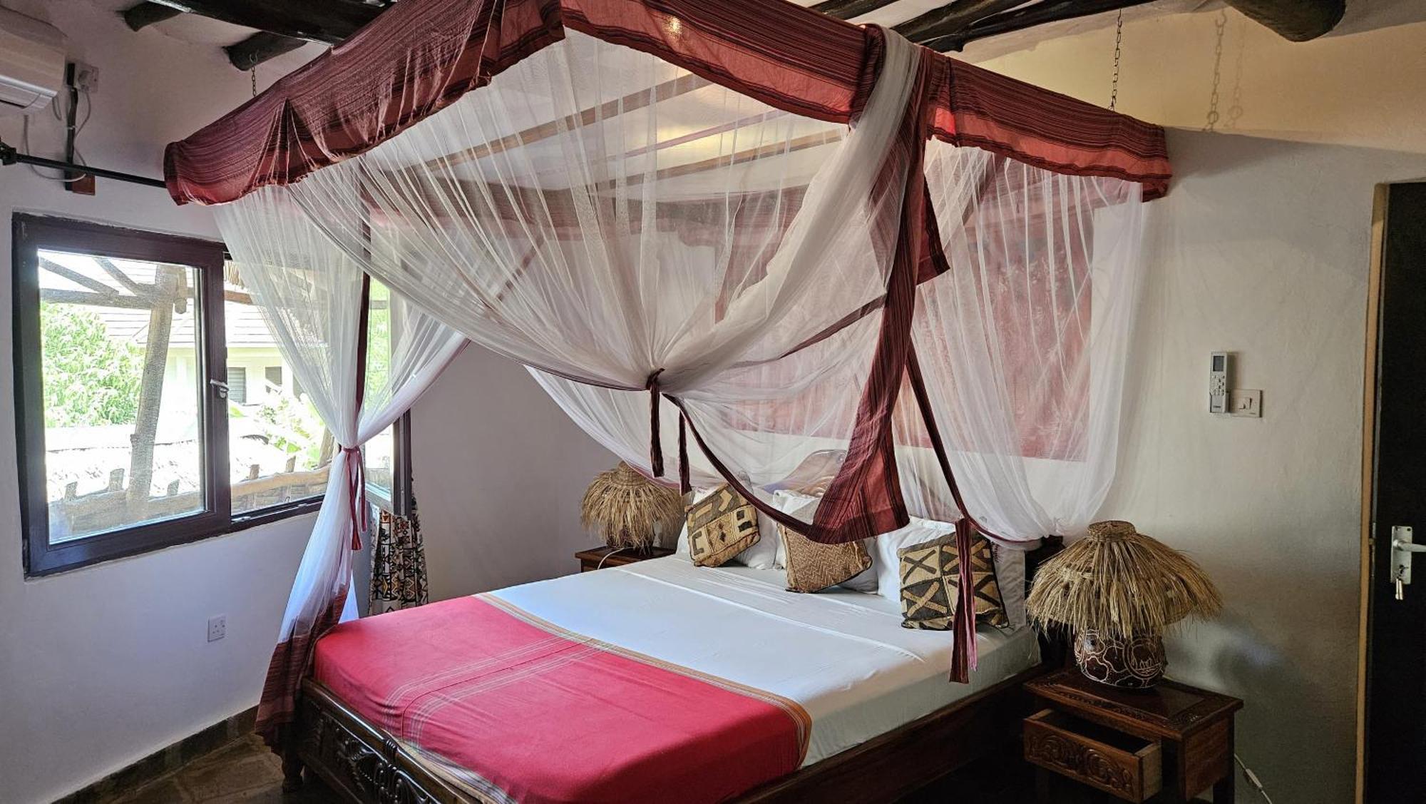 Amani Paradise - Luxury Villas Diani Beach Eksteriør bilde