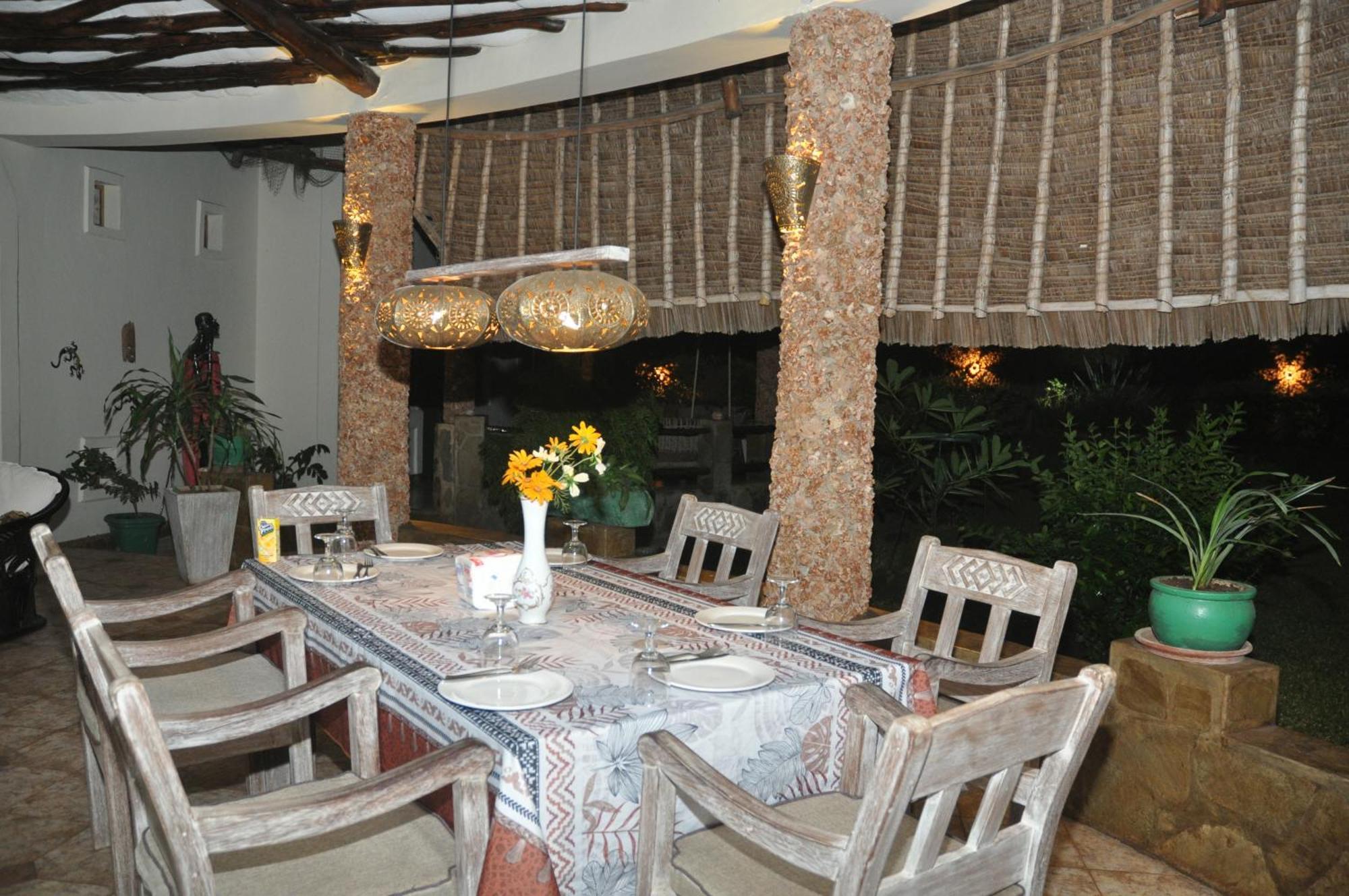 Amani Paradise - Luxury Villas Diani Beach Eksteriør bilde